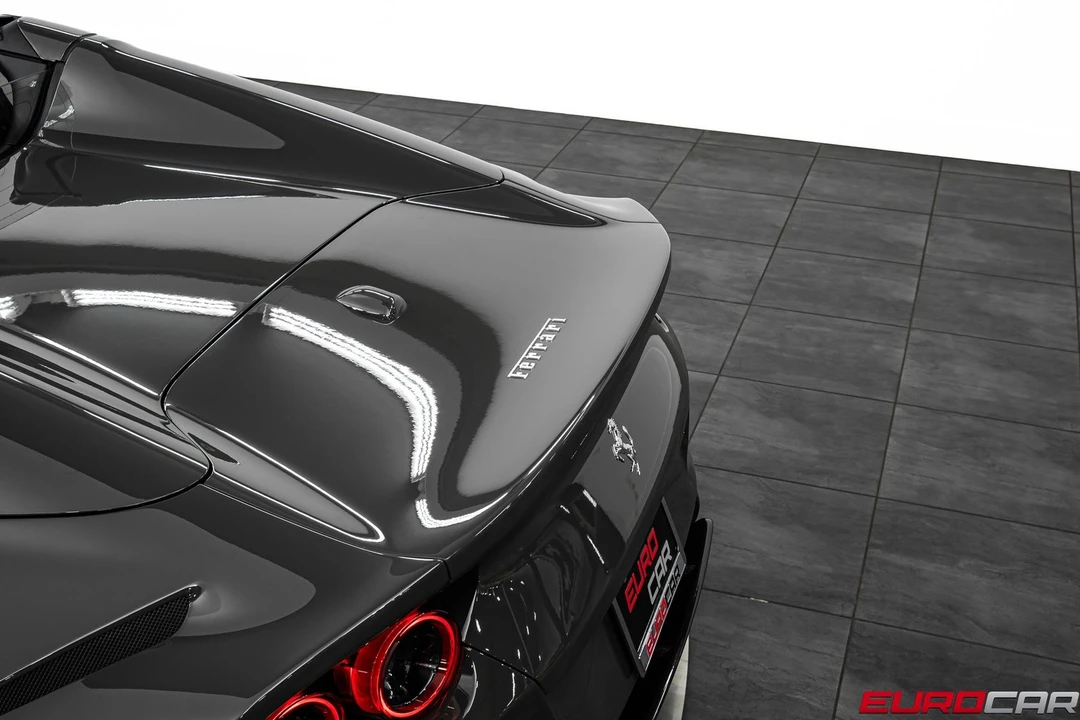 2023 Ferrari 812 GTS - Image 25 of 31