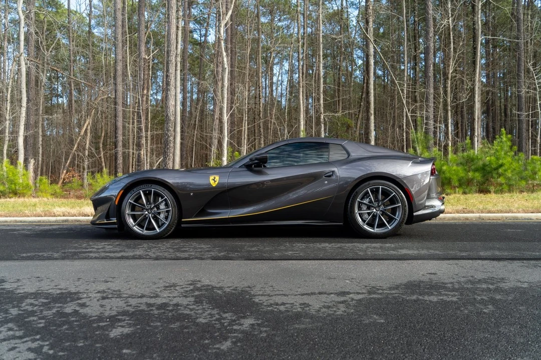 2023 Ferrari 812 GTS - Image 28 of 31