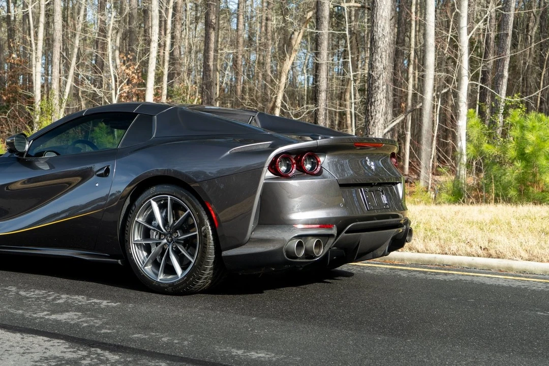 2023 Ferrari 812 GTS - Image 23 of 31