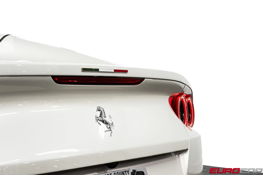 2023 Ferrari 812 GTS - Image 29 of 31