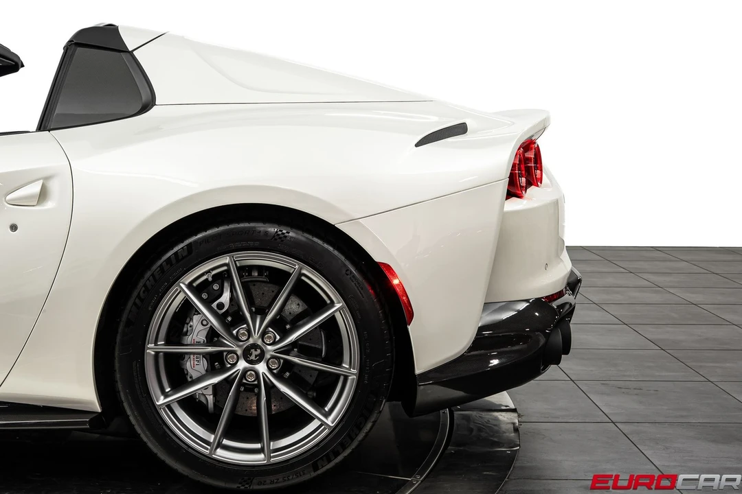 2023 Ferrari 812 GTS - Image 25 of 31
