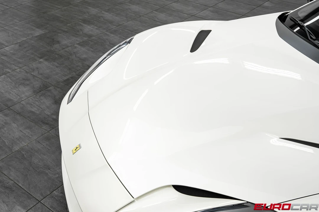 2023 Ferrari 812 GTS - Image 11 of 31