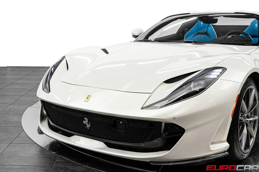 2023 Ferrari 812 GTS - Image 19 of 31