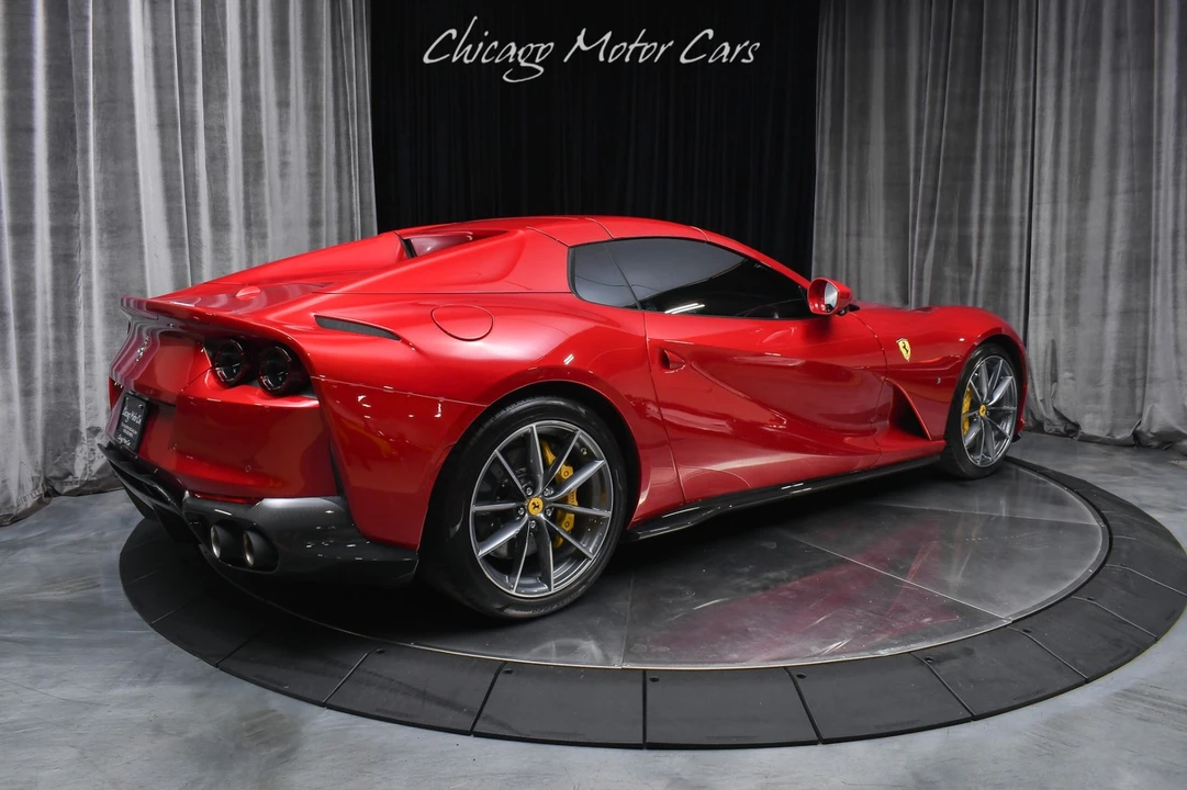 2023 Ferrari 812 GTS - Image 25 of 31