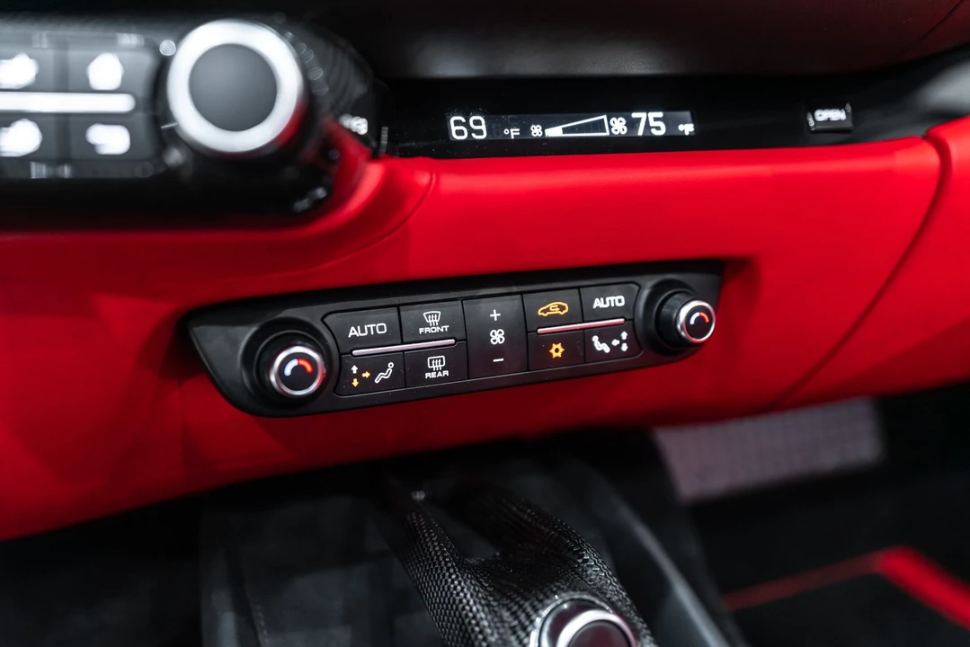 2023 Ferrari 812 GTS - Image 21 of 31