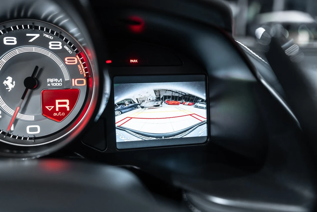 2023 Ferrari 812 GTS - Image 16 of 31
