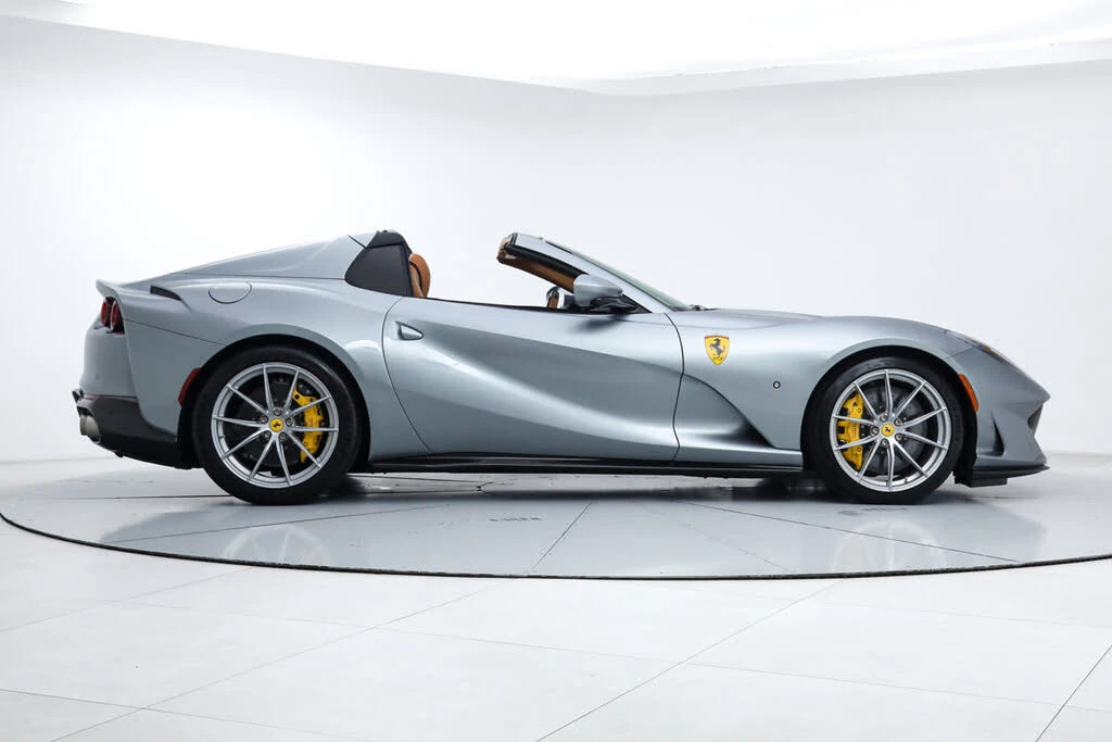 2023 Ferrari 812 Competizione - Image 10 of 31