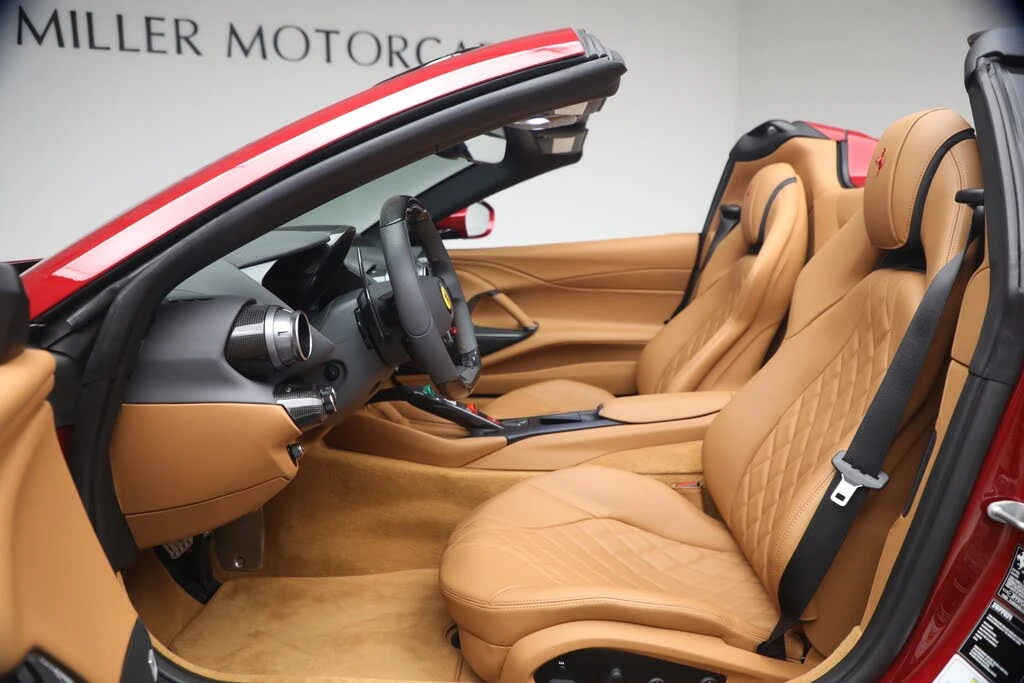 2023 Ferrari 812 GTS - Image 14 of 31