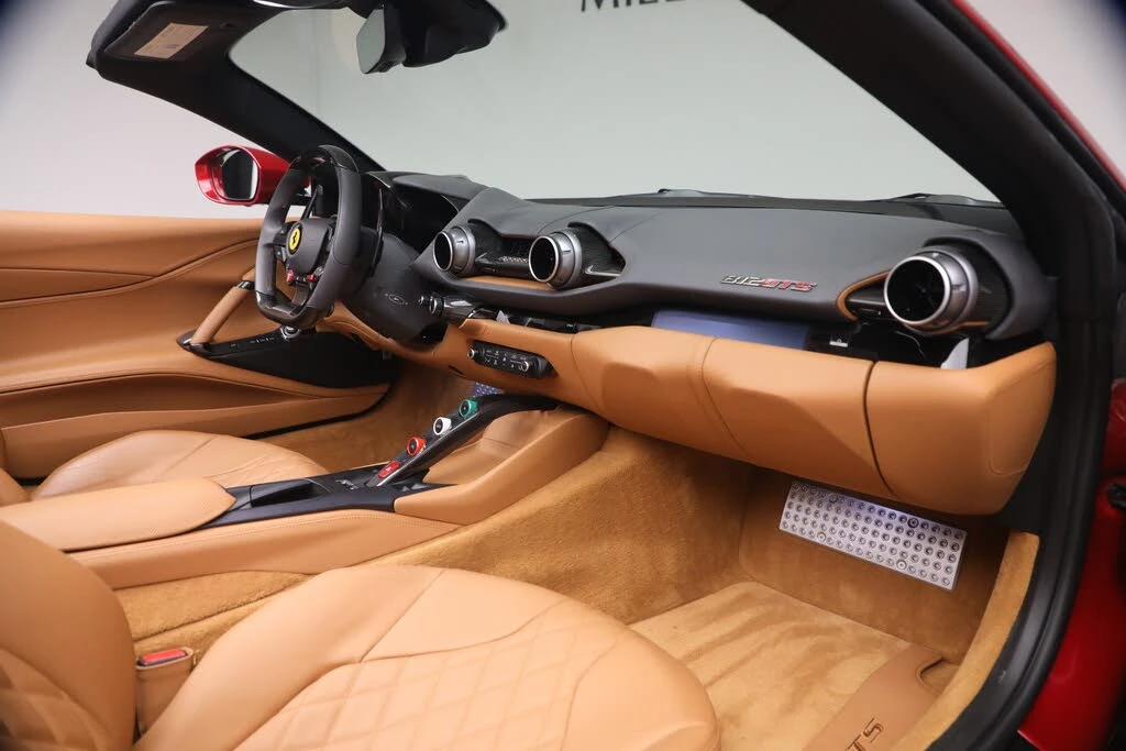 2023 Ferrari 812 GTS - Image 16 of 31