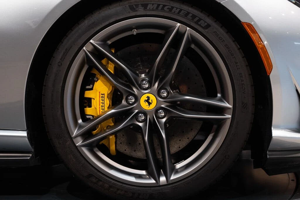 2023 Ferrari 812 GTS - Image 13 of 31