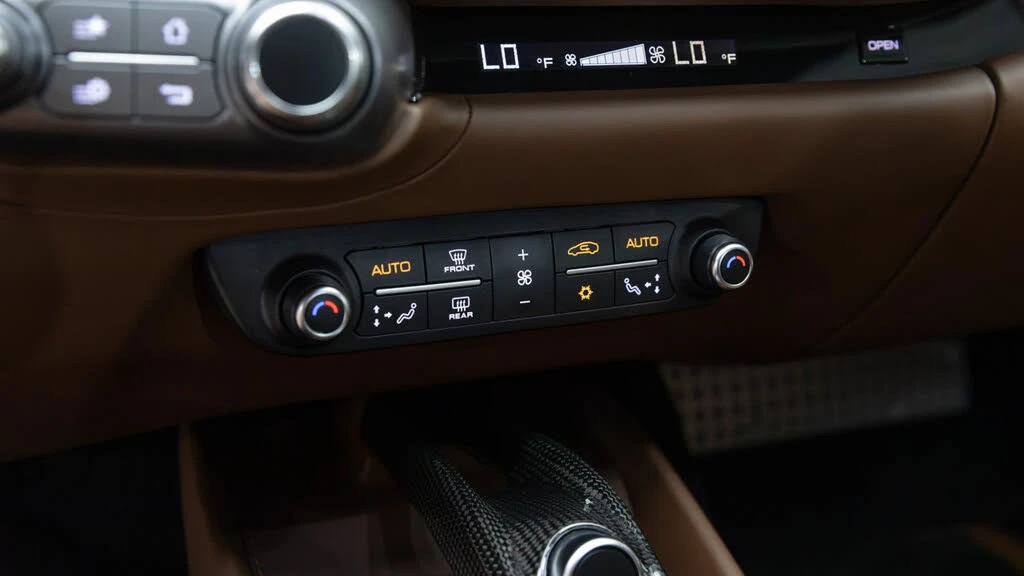 2023 Ferrari 812 GTS - Image 19 of 31