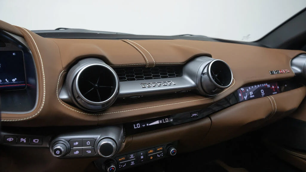 2023 Ferrari 812 GTS - Image 15 of 31