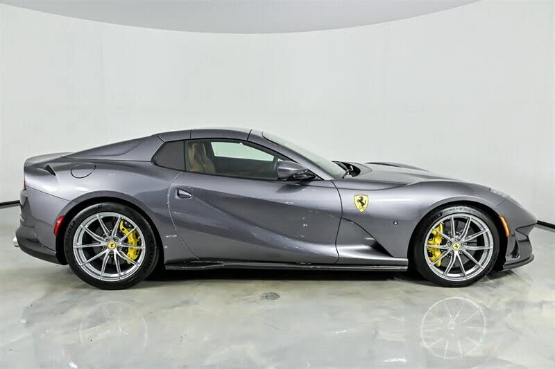 2023 Ferrari 812 GTS - Image 15 of 31