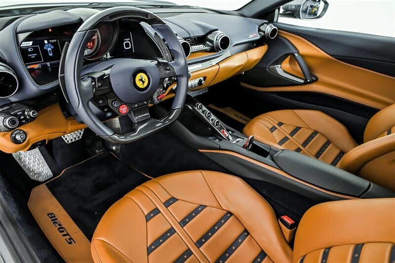 2023 Ferrari 812 GTS - Image 24 of 31