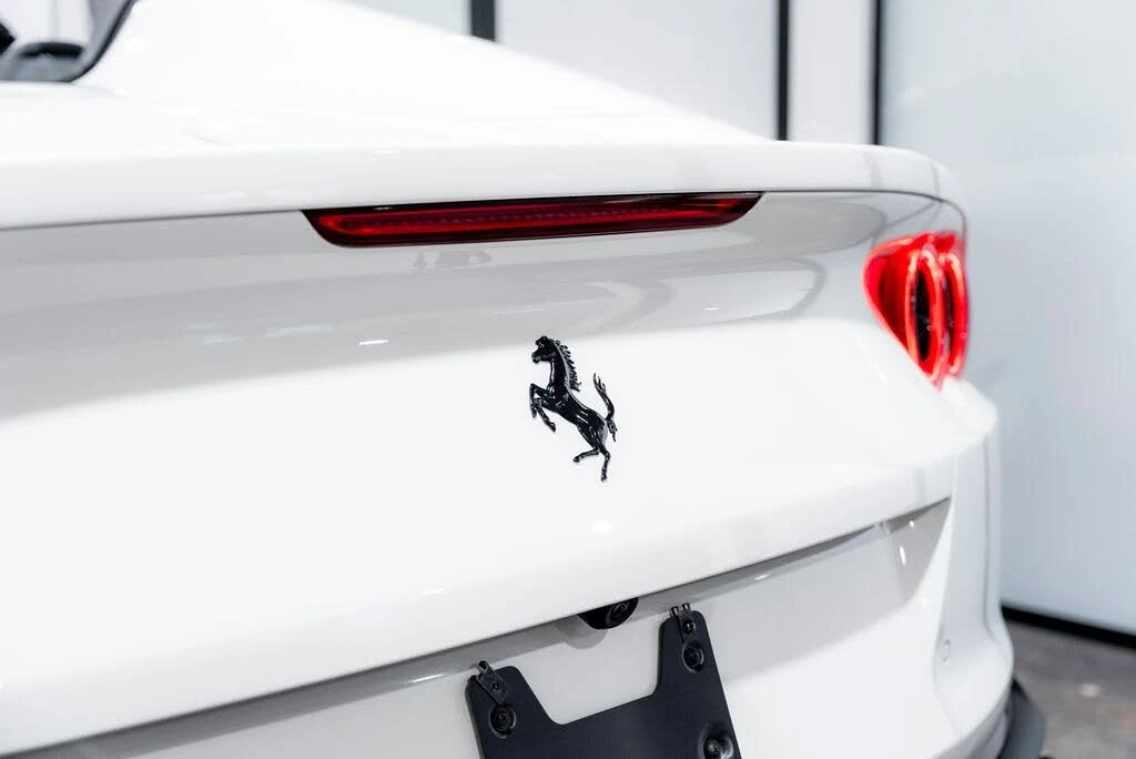 2023 Ferrari 812 GTS - Image 20 of 31