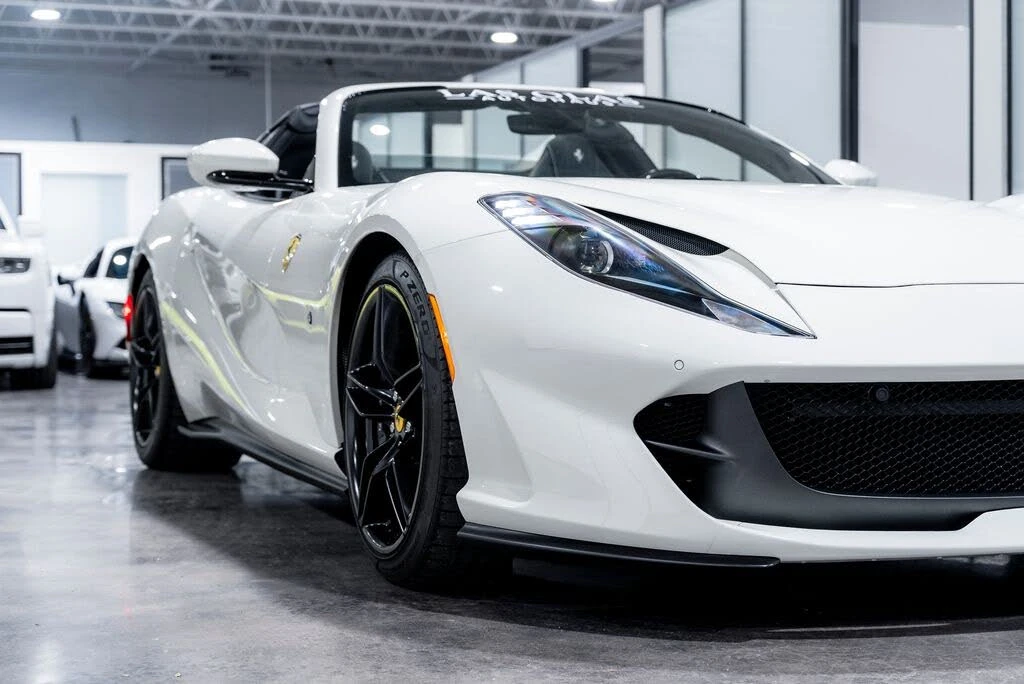 2023 Ferrari 812 GTS - Image 11 of 31
