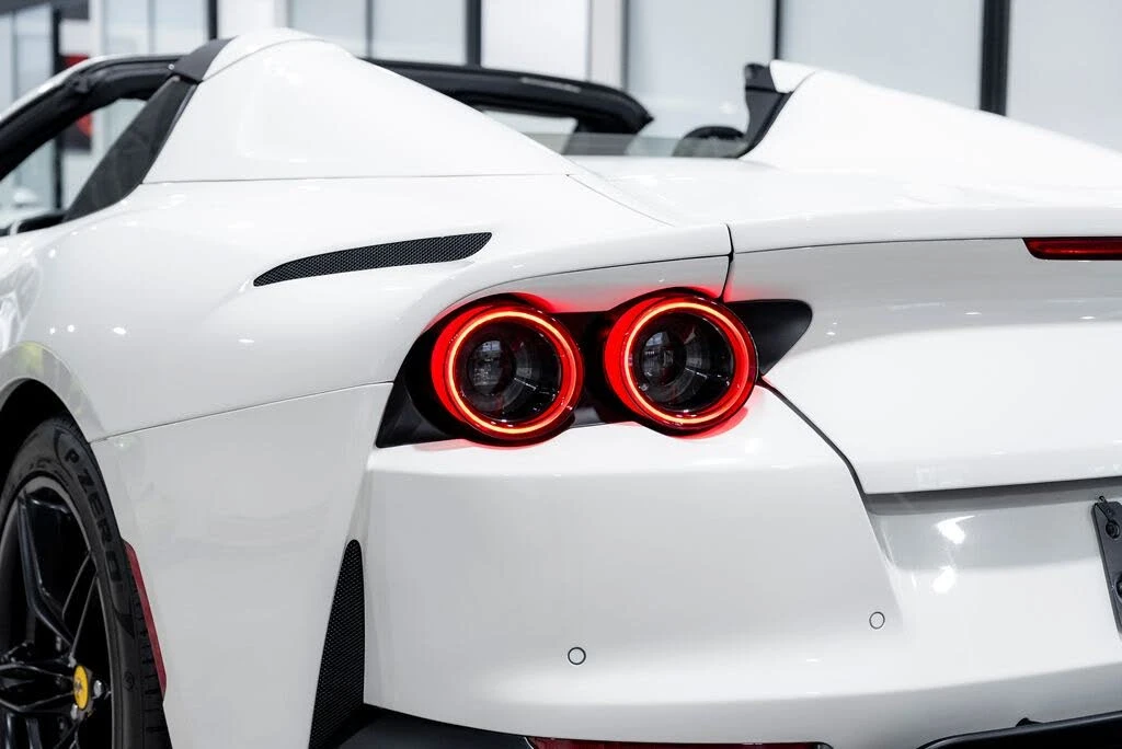 2023 Ferrari 812 GTS - Image 19 of 31