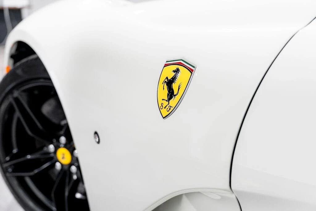 2023 Ferrari 812 GTS - Image 18 of 31