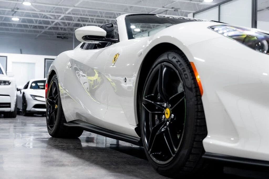2023 Ferrari 812 GTS - Image 12 of 31