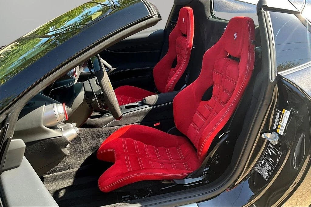 2023 Ferrari 812 GTS - Image 19 of 30
