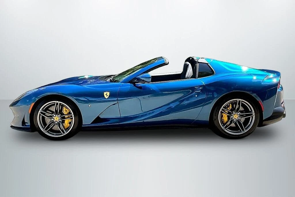 2023 Ferrari 812 GTS - Image 8 of 30