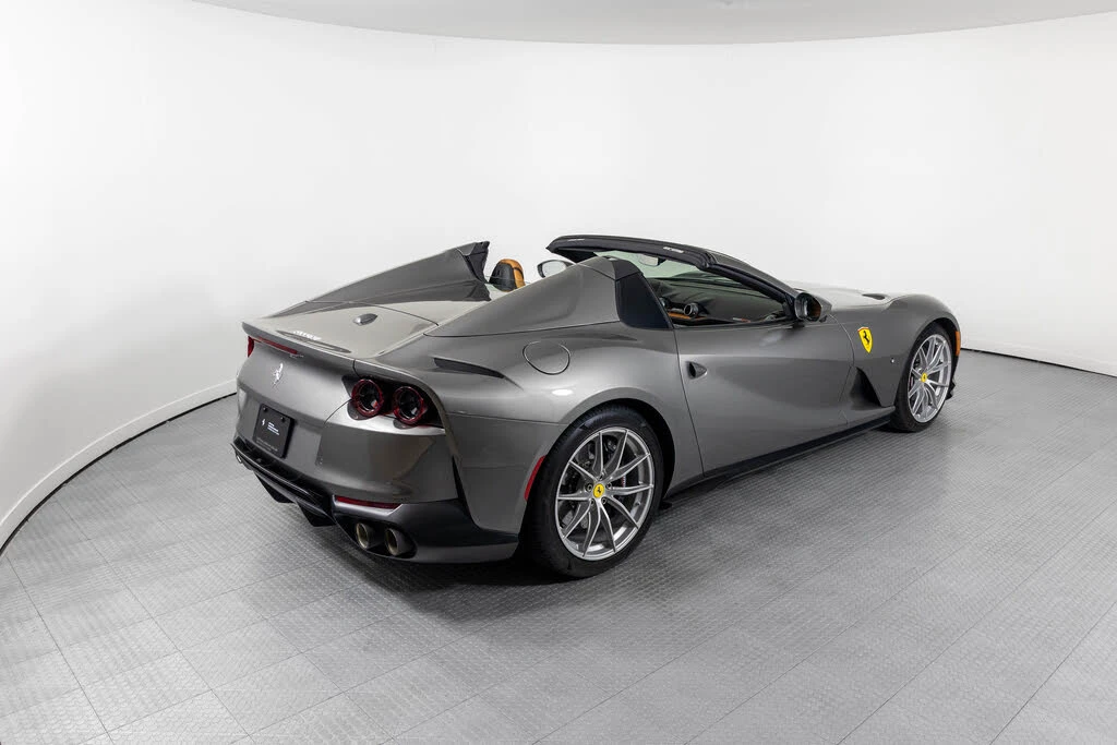 2023 Ferrari 812 GTS - Image 16 of 31
