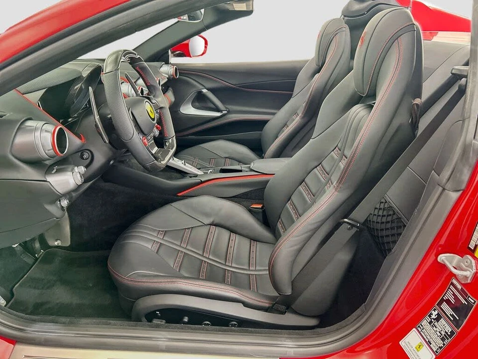 2023 Ferrari 812 GTS - Image 25 of 31