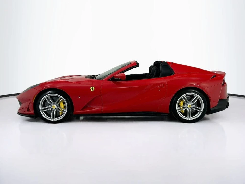 2023 Ferrari 812 GTS - Image 8 of 31