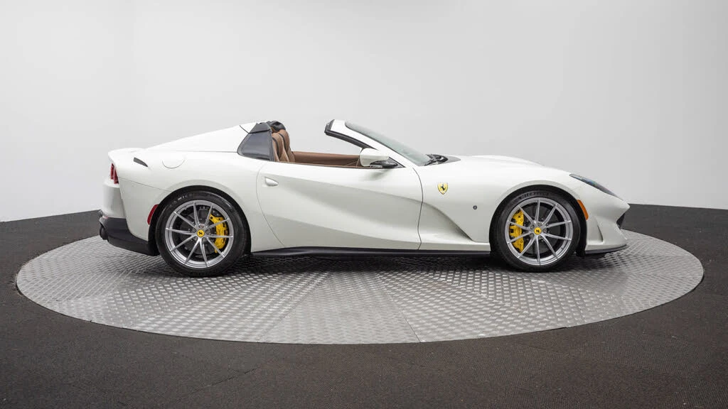 2023 Ferrari 812 GTS - Image 9 of 31