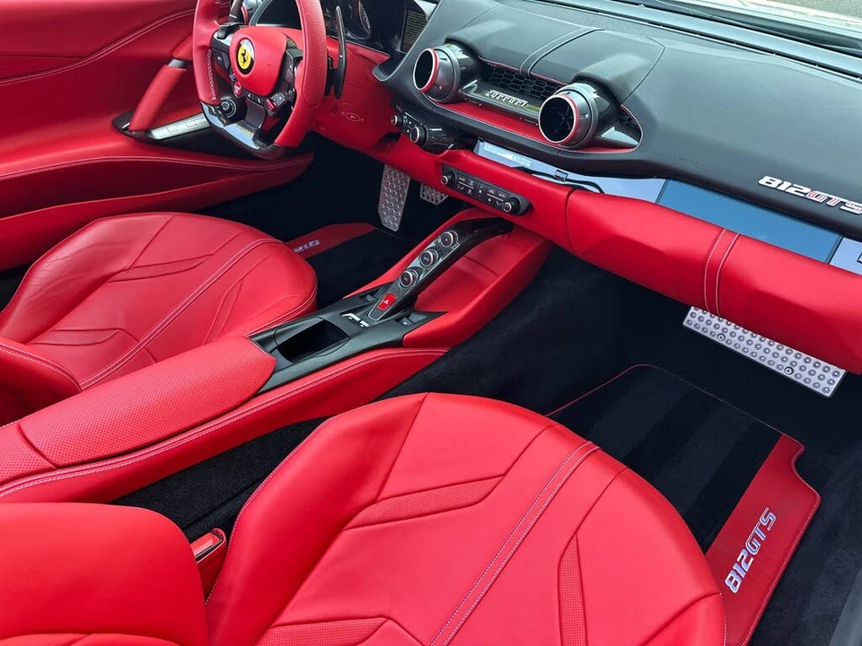 2023 Ferrari 812 GTS - Image 17 of 31