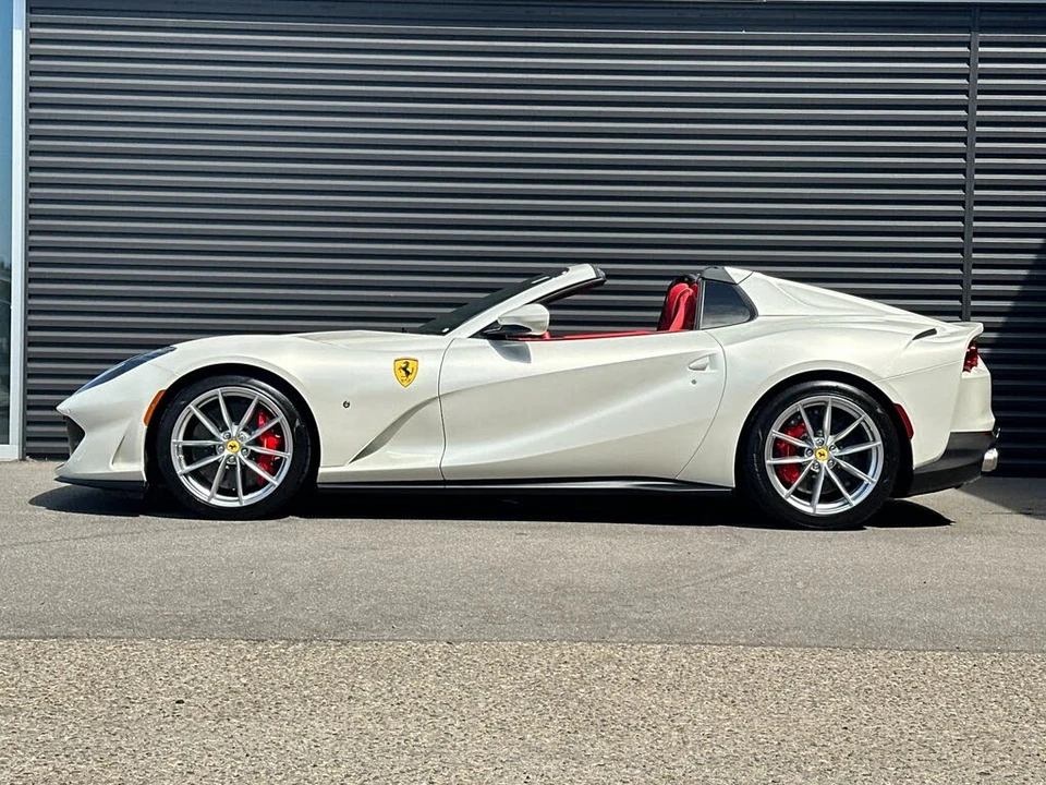 2023 Ferrari 812 GTS - Image 2 of 31