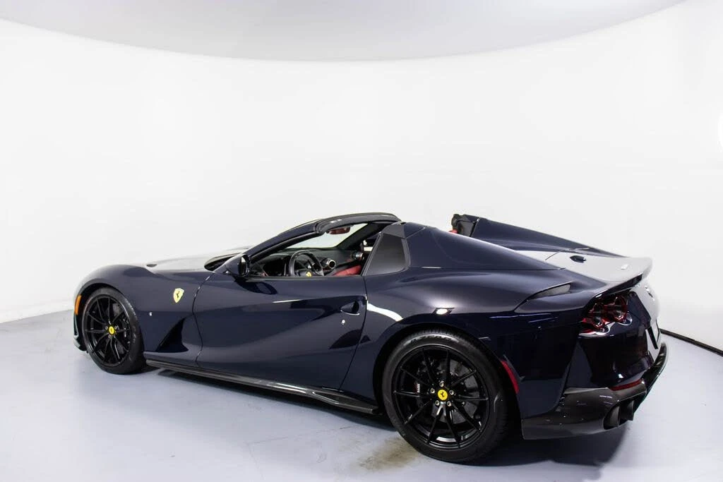 2023 Ferrari 812 GTS - Image 8 of 31