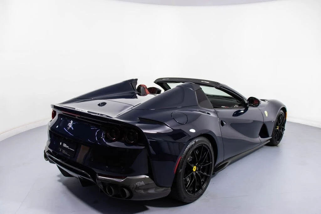 2023 Ferrari 812 GTS - Image 2 of 31