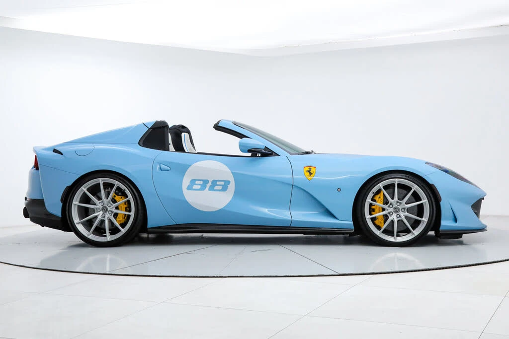 2023 Ferrari 812 GTS - Image 9 of 31