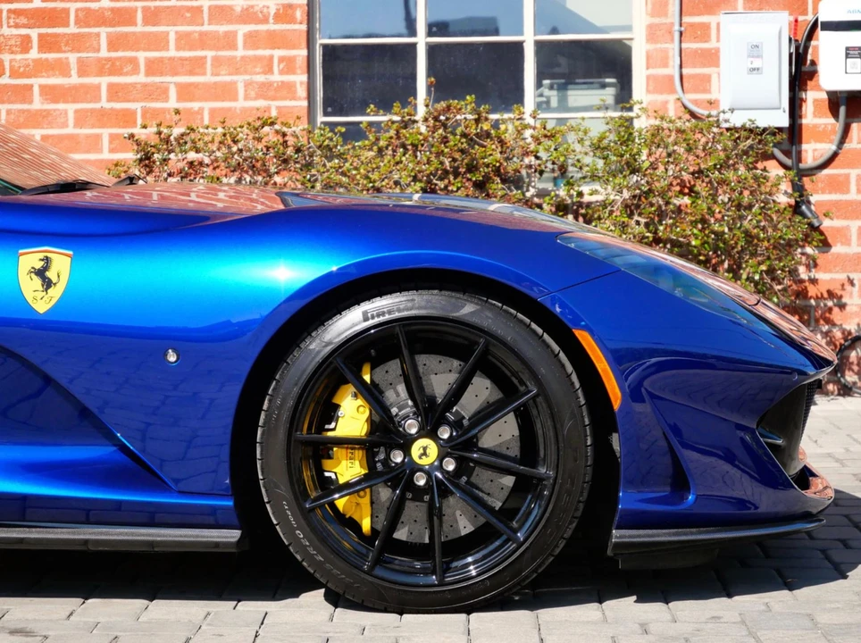 2023 Ferrari 812 GTS - Image 12 of 31