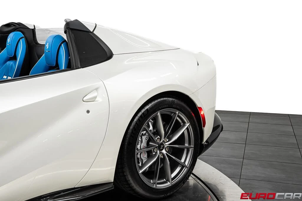 2023 Ferrari 812 GTS - Image 24 of 31
