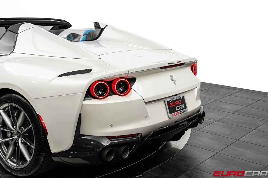 2023 Ferrari 812 GTS - Image 26 of 31