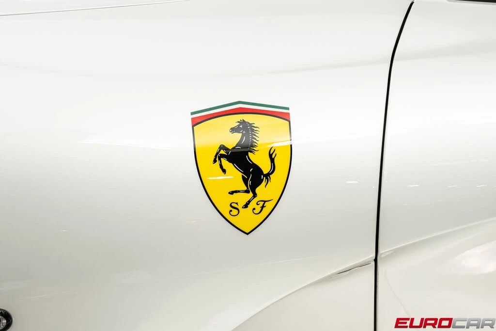 2023 Ferrari 812 GTS - Image 21 of 31