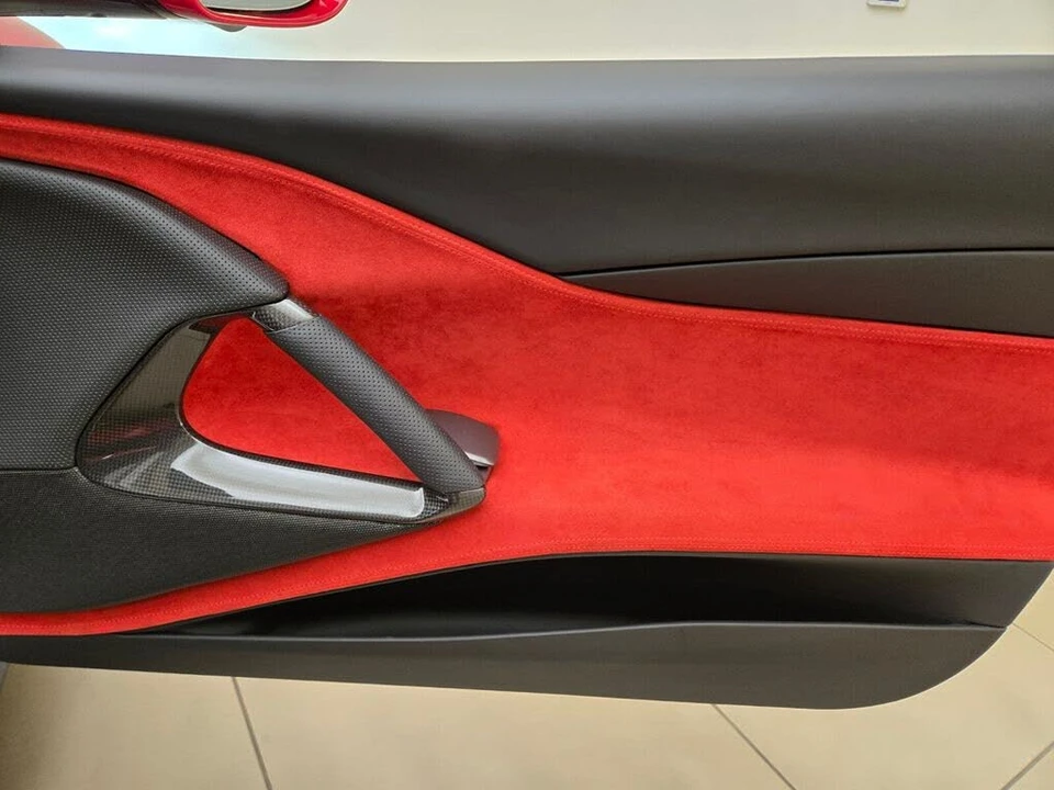 2023 Ferrari 812 GTS - Image 25 of 31