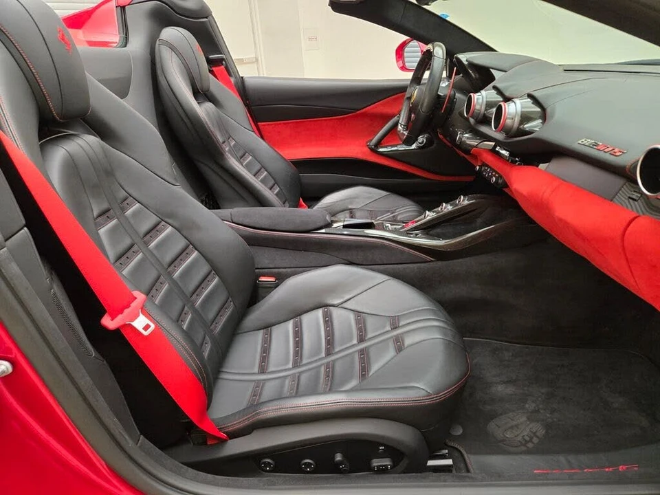 2023 Ferrari 812 GTS - Image 22 of 31