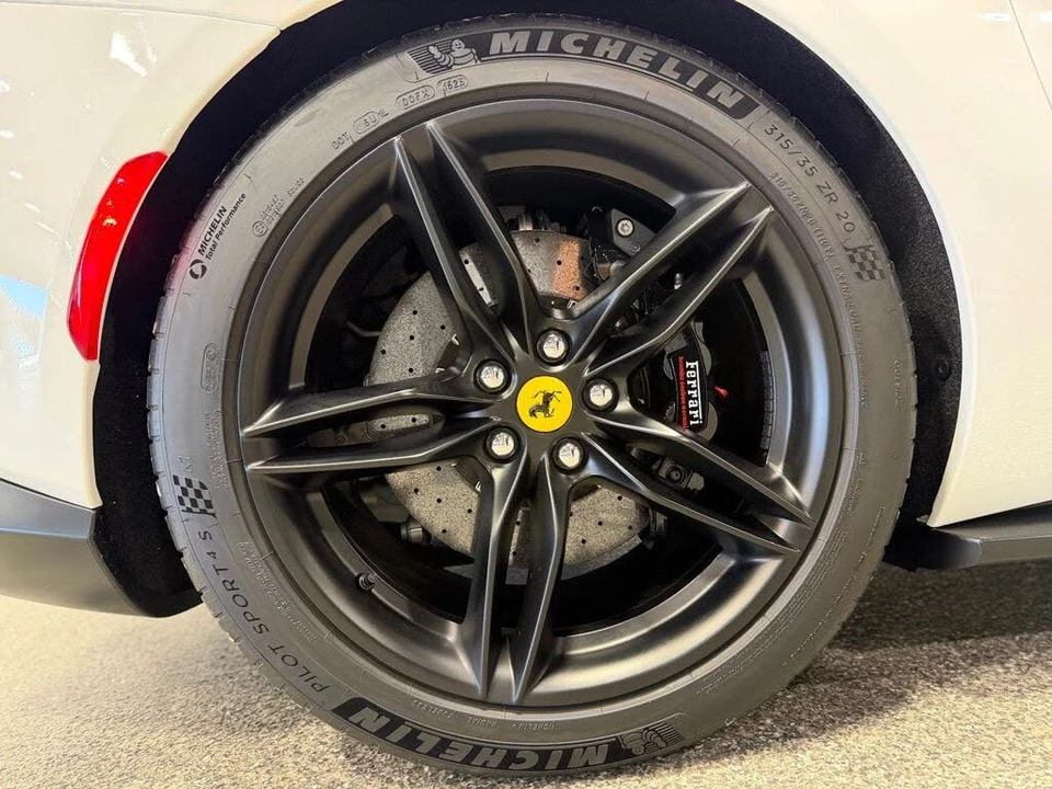 2023 Ferrari 812 GTS - Image 15 of 31