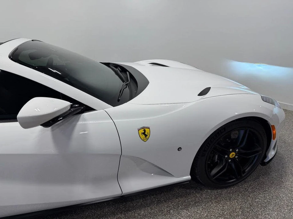 2023 Ferrari 812 GTS - Image 11 of 31