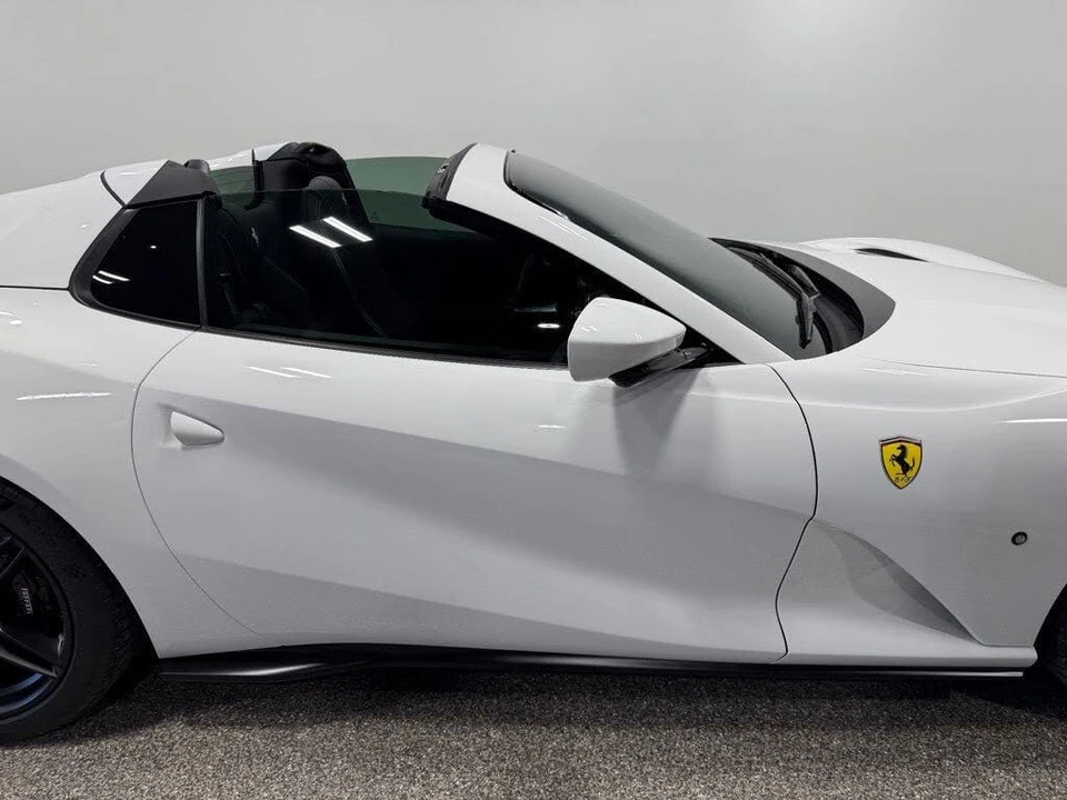 2023 Ferrari 812 GTS - Image 10 of 31