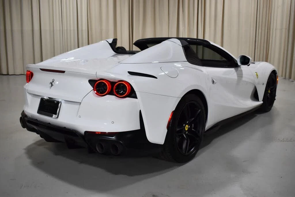 2023 Ferrari 812 GTS - Image 5 of 31