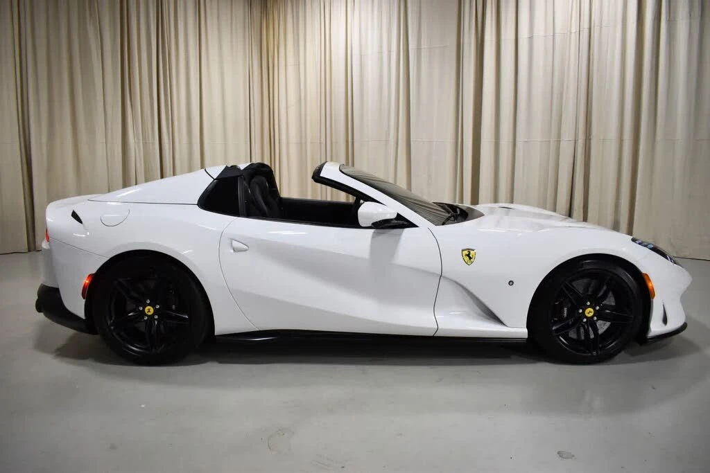 2023 Ferrari 812 GTS - Image 10 of 31