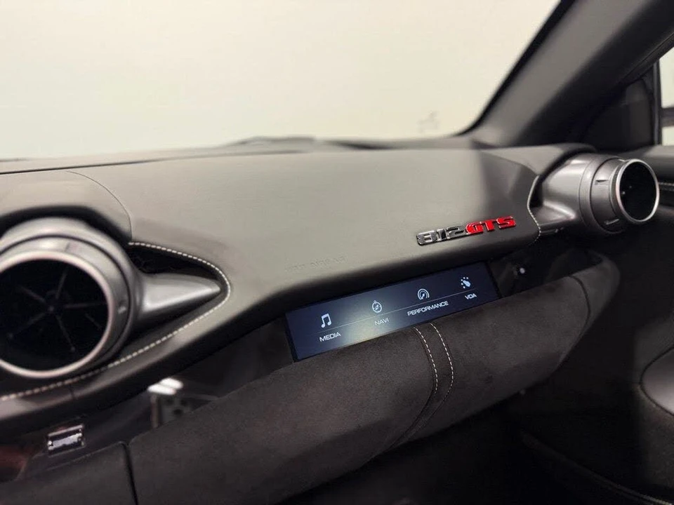 2023 Ferrari 812 GTS - Image 20 of 31