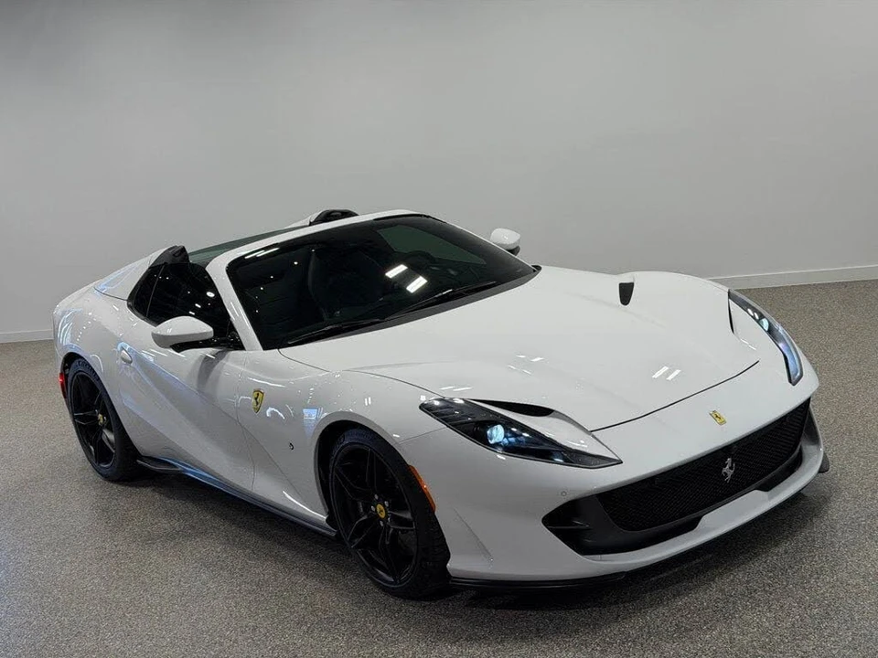 2023 Ferrari 812 GTS - Image 8 of 31