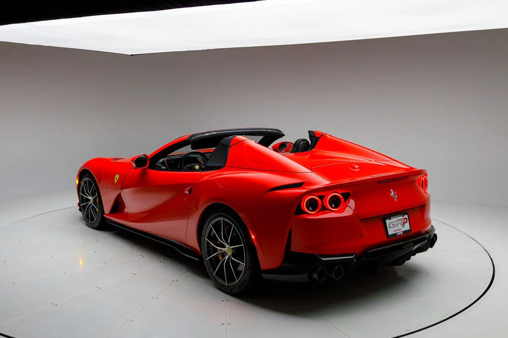2023 Ferrari 812 GTS - Image 5 of 7