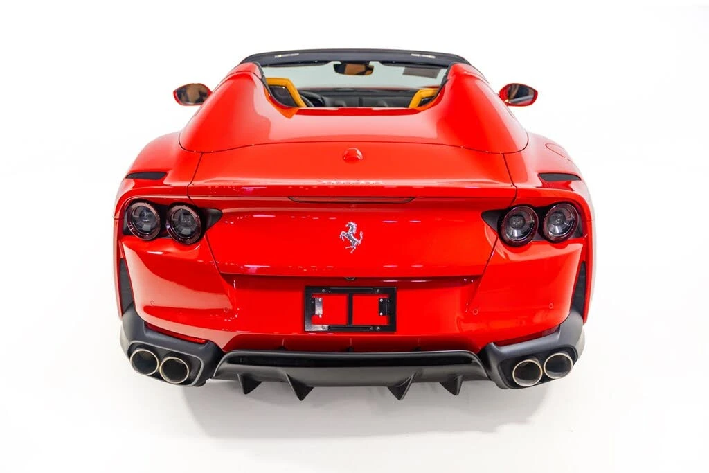 2023 Ferrari 812 GTS - Image 17 of 31