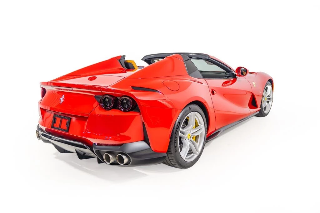 2023 Ferrari 812 GTS - Image 19 of 31